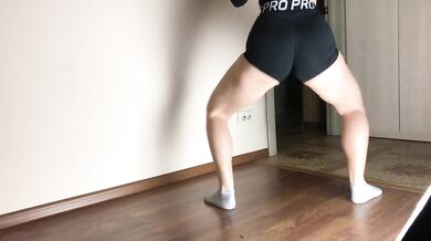 MY TWERKING AFTER JOB