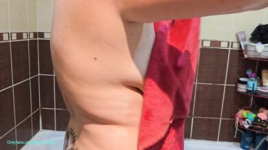The Shower ends with Mutual Masturbation