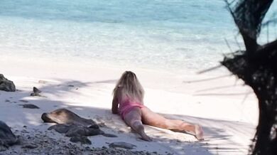 Sex On The Beach - Amateur Nudist Voyeur
