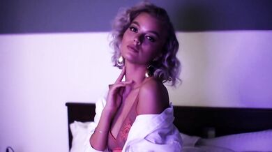 Sweet blowjob from a beautiful blonde