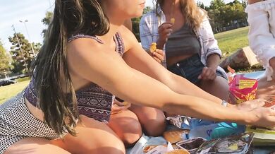 Risky public flashing - Picnic in the park with friends