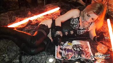 Whore Slut-Orgasma Celeste waiting for customer at home