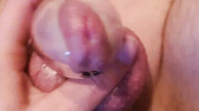 Letting cuckold cum after 3 weeks in his sissy chasiy cage