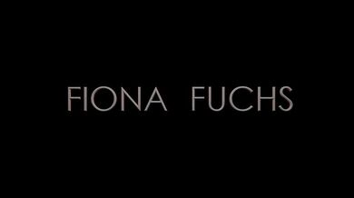 Fiona Fuchs - tiefer Blowjob mit gefesselten Händen und erste anale Erfahrungen
