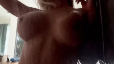 Shower orgasm! Hot Big tits and ass!