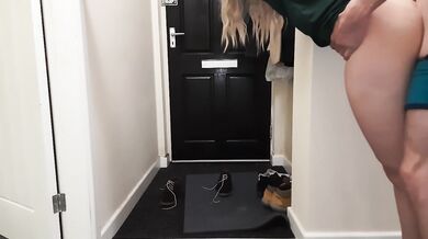 Delivery guy knocked on the door as I fucked my wife and I let him fuck her while I watch. Creampie