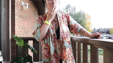 Outtake: Just for fun outtake of smoking and dancing naked on deck