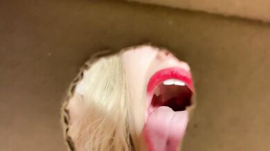 VORE - I swallow my candy while imagining it's YOU - gentle giantess - ASMR / 5 min!/