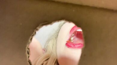 VORE - I swallow my candy while imagining it's YOU - gentle giantess - ASMR / 5 min!/