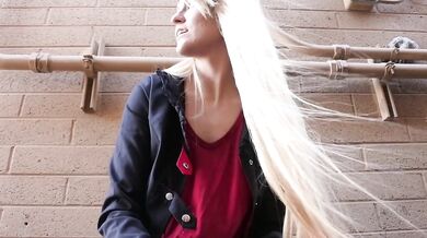 Get to Know Erin Evelyn Smoke Sesh