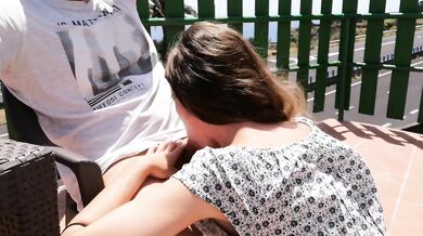 Public blowjob in the garden. Cum in mouth.