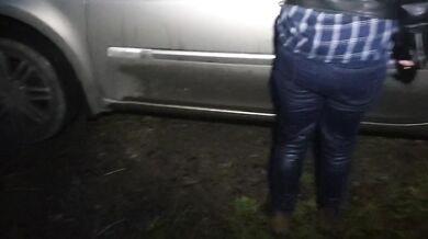 Girl totally pisses her blue jeans in public! couldnt hold it!