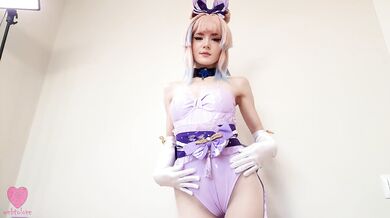 Divine priestess Sangonomiya Kokomi from Genshin Impact tastes cock and gets cum in her tight pussy