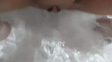discreet dildo fucked in the bath