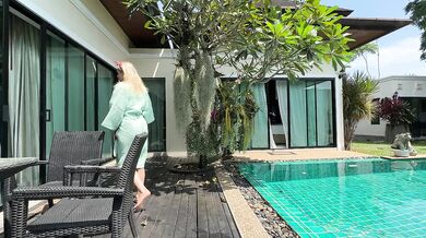 Best Blowjob and Fuck from Stepmom instead of Morning Coffee