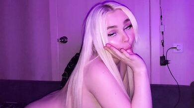 Chic blonde showed her deep throat and put her tight pussy under the cock