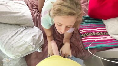 Vanlife Girlfriend 4 Beachside Morning Sex - Molly Pills - Real Amateur Fucked POV 4K