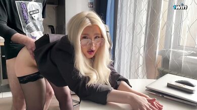 A misunderstanding with my tutor was resolved with a hot fuck.