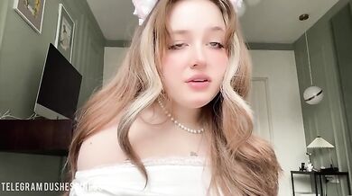 Cute 18 yo cat girl try her FIRST ANAL play! Cream from her pussy