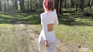 A Busty Stranger Is Trying To Seduce Me. "Stalking me on the way home"