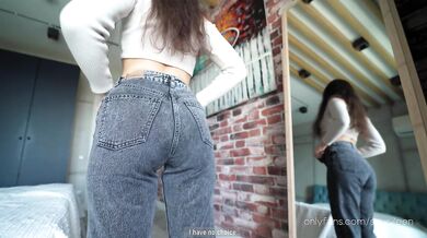 Sly stepfather always knows how to help his naive stepdaughter