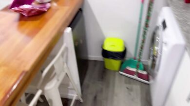 Only REQUIREMENT FOR RENT to fill HER MOUTH with LEche, BUSTY pays with her pussy