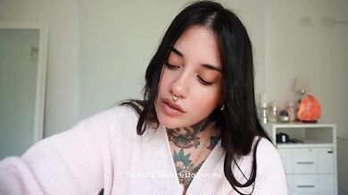 worship your goddess's feet
