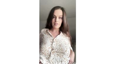 I could ride your face while you kiss my soles and thank me for the privilege. Want me to??