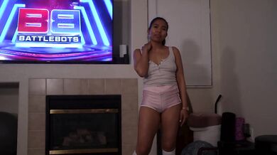 Stepsis Gets Oral Creampie from Surprise Blowjob on Couch