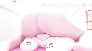 Vibe and stuffed toy estrus rubbing masturbation at the end of work