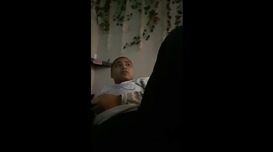 Stud using her vibrator