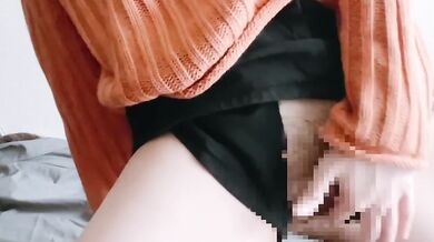 [Japanese Hentai Mask Girl] Masturbation for the first time in a week Jeans with holes