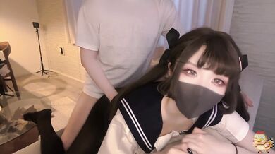 经典裤袜水手服 白给半夜的夜袭