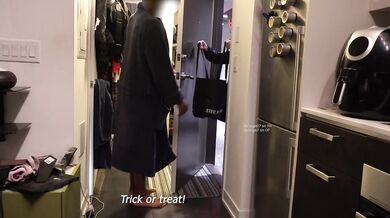 Chinese Teens first Halloween, gets a special treat (speaking chinese)
