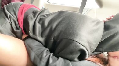 Pinay Tongue Kissing and Intimate Missionary Fuck