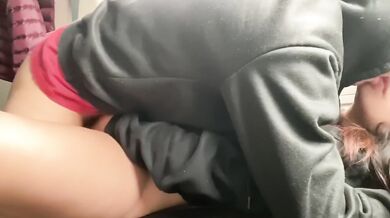 Pinay Tongue Kissing and Intimate Missionary Fuck