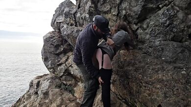 OCEANFRONT (CLIFFSIDE) SEX ON THE EDGE OF CALIFORNIA