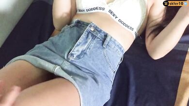 THAI (ไทย) COLLEGE GIRL Fucked In Her Jeans