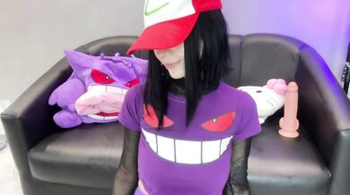 Pokémon! Gengar masturbating and squirting his trainer