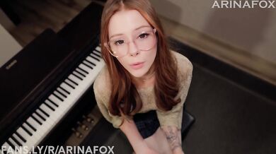 Cunnilingus for a Girl Pianist for Piano Lessons