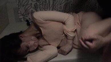 Almost Uncensored Japanese Amateur Sex creampie.