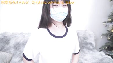 可愛太過頑皮，穿著白絲誘惑，被就地正法
