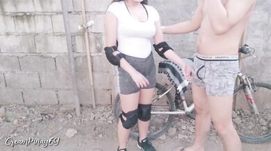 Pinay Fucked by Stranger - Outdoor Sex