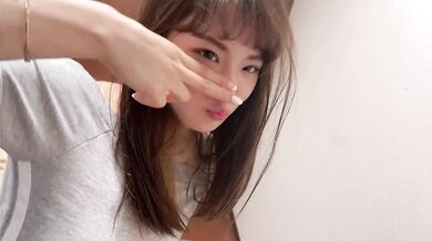 素人女子大生イラマチオ 「涙を流しながら喉奥を咥える色白美少女に無許可口内射精！English subtitles