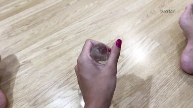 BEAUTIFUL ASIAN FOOT MASTROBING COCK