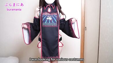 Full view from the side Almost naked Jiangshi introduces no bra no panties change clothes u