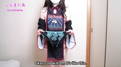 Full view from the side Almost naked Jiangshi introduces no bra no panties change clothes u
