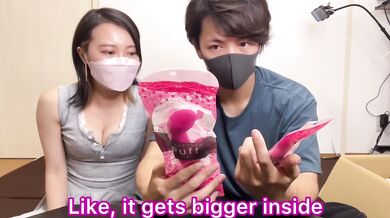 誕生日に大量のおもちゃ責め！彼女の乳首やおマンコをいろんなバイブで潮吹き絶叫させました Japanese Amateur Homemade Adult Toys Orgasm - えむゆみカップル