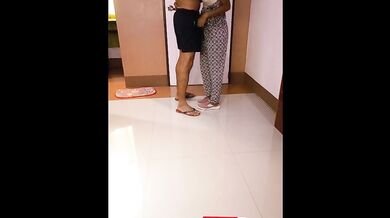 Aggressive Room ATTendant was fucked by the guest(Pangmalakasang kantotan)