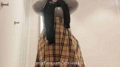 Busty MILF tries on bras in Victoria Secret fitting rooms